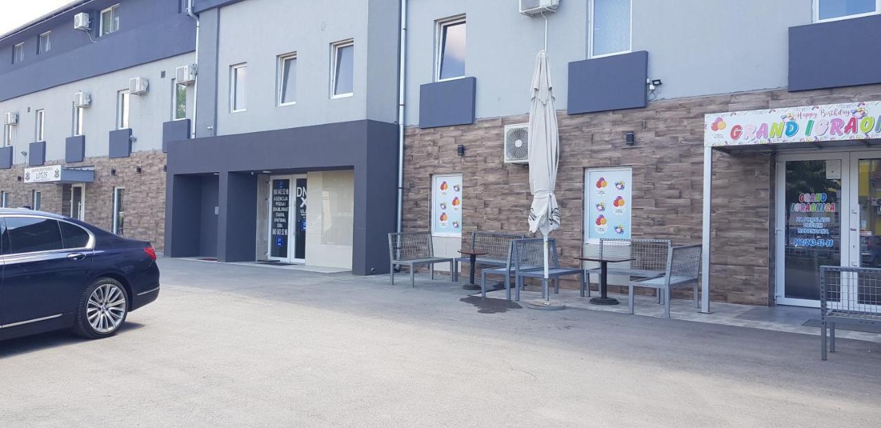 Dnd-X Hotel Pančevo Exterior foto